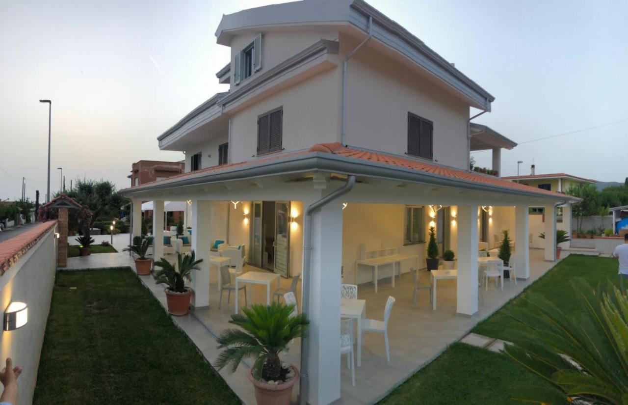 Invilla Bed&Breakfast - Quality Rooms Santa Maria di Castellabate Exterior foto