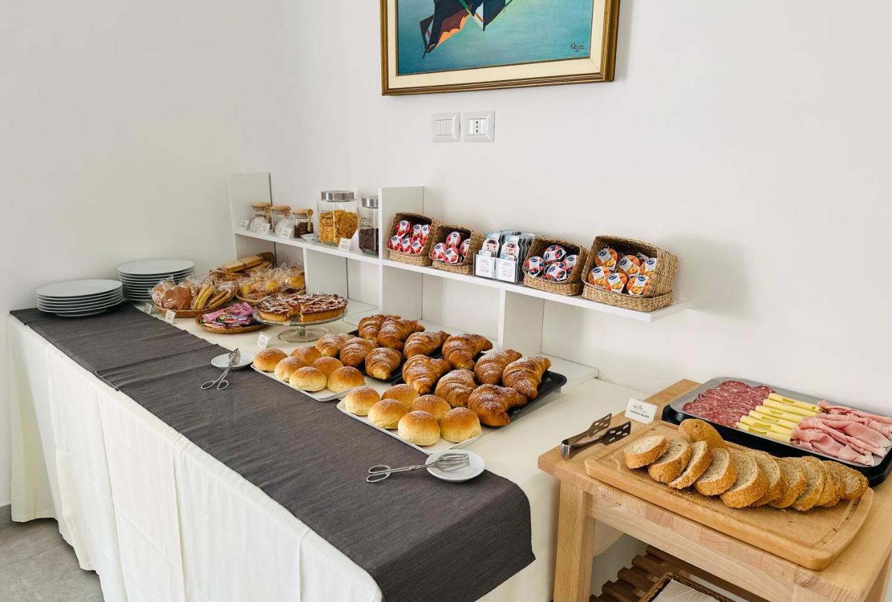 Invilla Bed&Breakfast - Quality Rooms Santa Maria di Castellabate Exterior foto